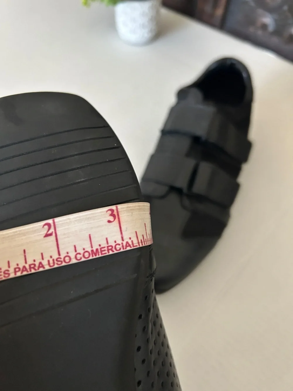 Gucci Black Leather & Textile Velcro Slip-On Sneakers - Picture 13 of 13